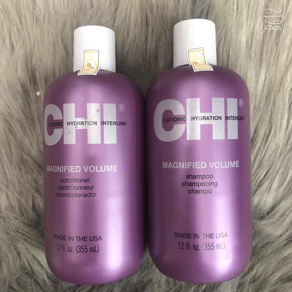 Cặp dầu xả CHI MagniFied Volume Shampoo giúp tăng độ bồng bềnh cho tóc, làm dày và giúp giữ nếp hoàn hảo