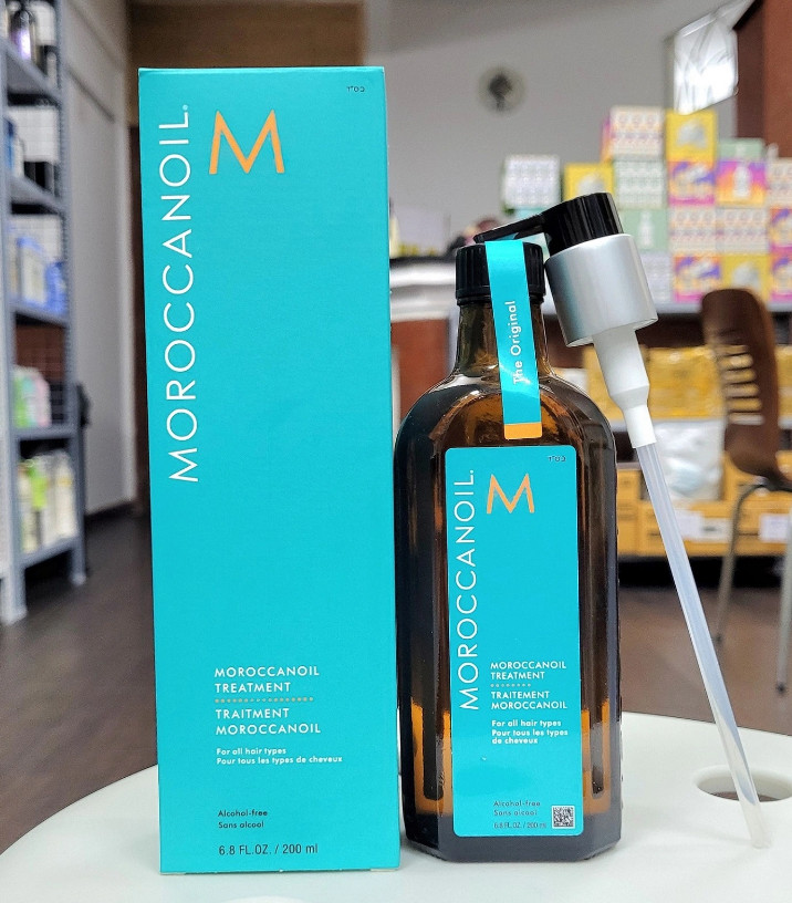 Tinh dầu dưỡng tóc Moroccanoil được mệnh danh là vua của tất cả các loại tinh dầu